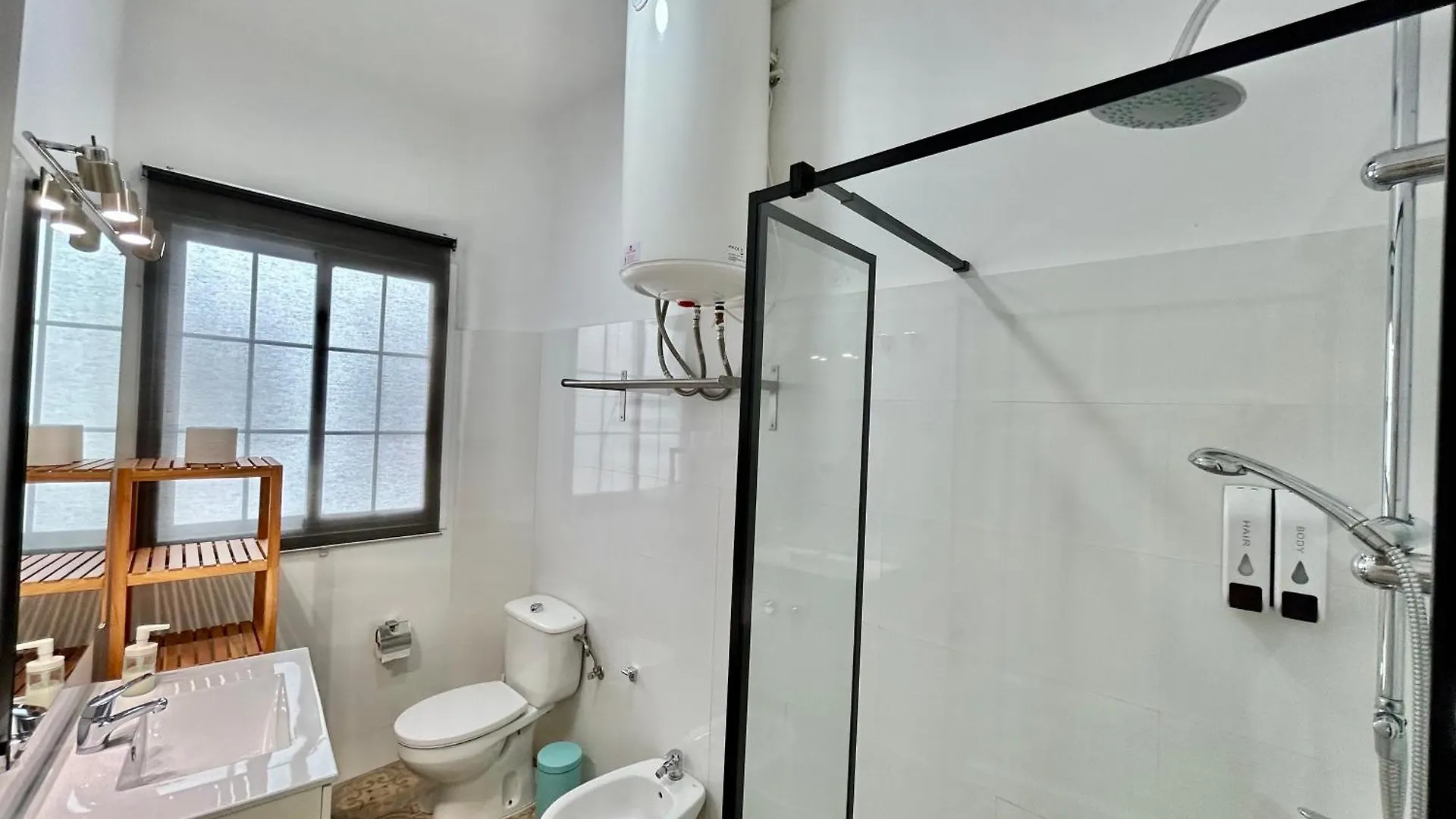 Acogedor Apt 8Pax 4Bdr 2Bth - Cozyhomesevilla1