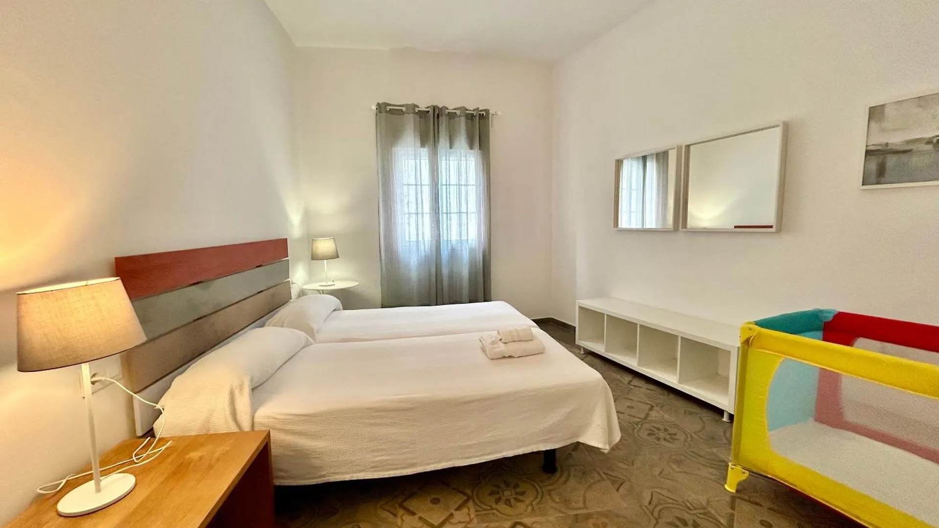 Acogedor Apt 8Pax 4Bdr 2Bth - Cozyhomesevilla1 Seville