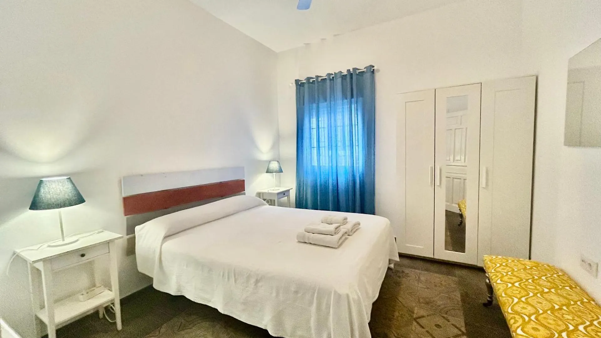 Acogedor Apt 8Pax 4Bdr 2Bth - Cozyhomesevilla1 Apartmán Sevilla