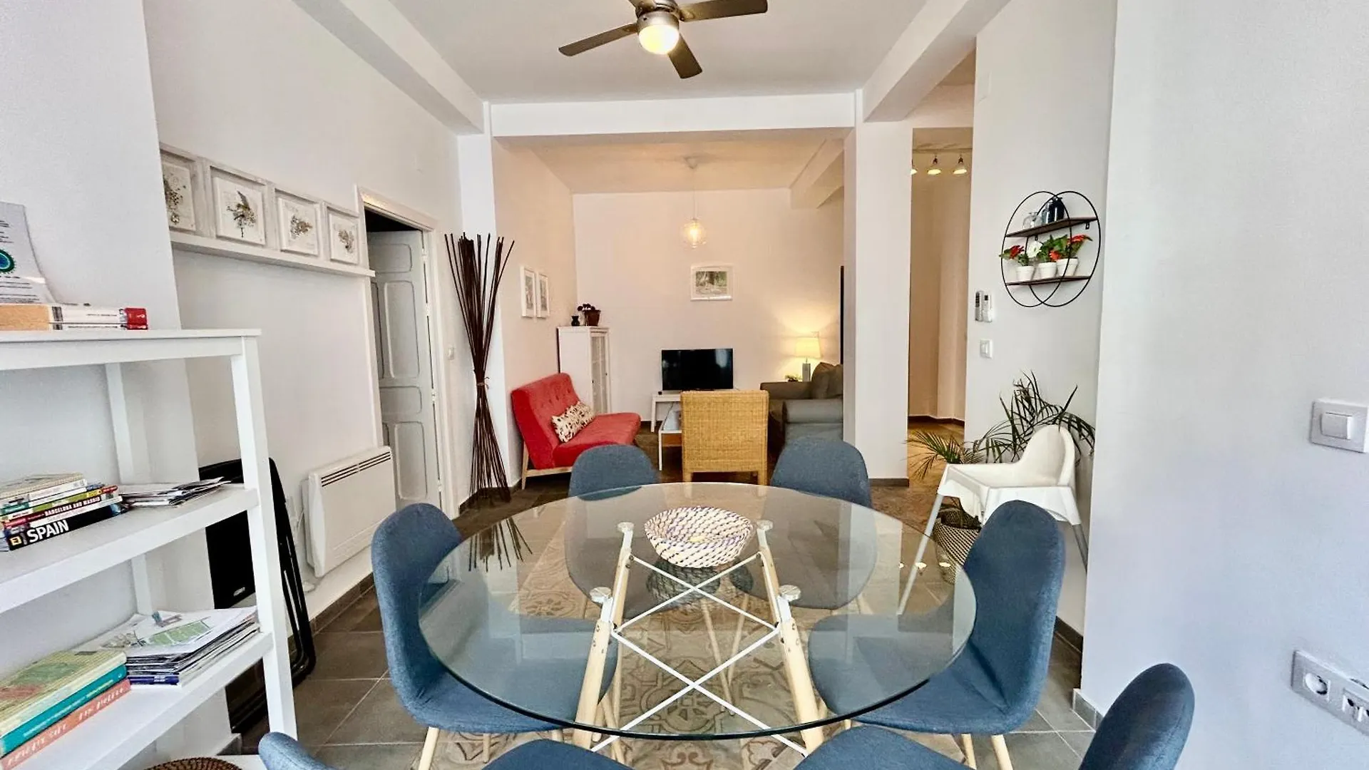 Acogedor Apt 8Pax 4Bdr 2Bth - Cozyhomesevilla1 Apartmán Sevilla