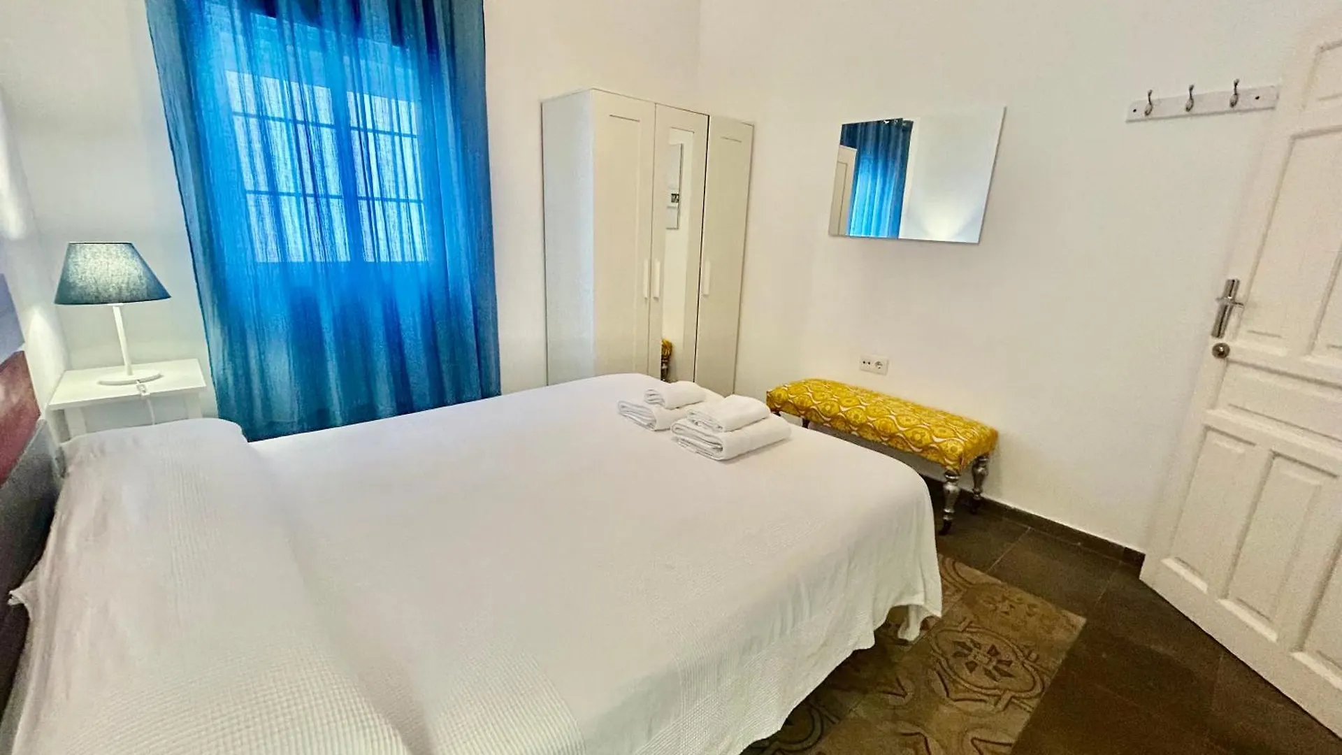 Apartmán Acogedor Apt 8Pax 4Bdr 2Bth - Cozyhomesevilla1
