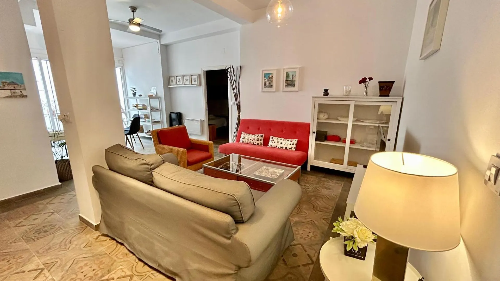 Acogedor Apt 8Pax 4Bdr 2Bth - Cozyhomesevilla1