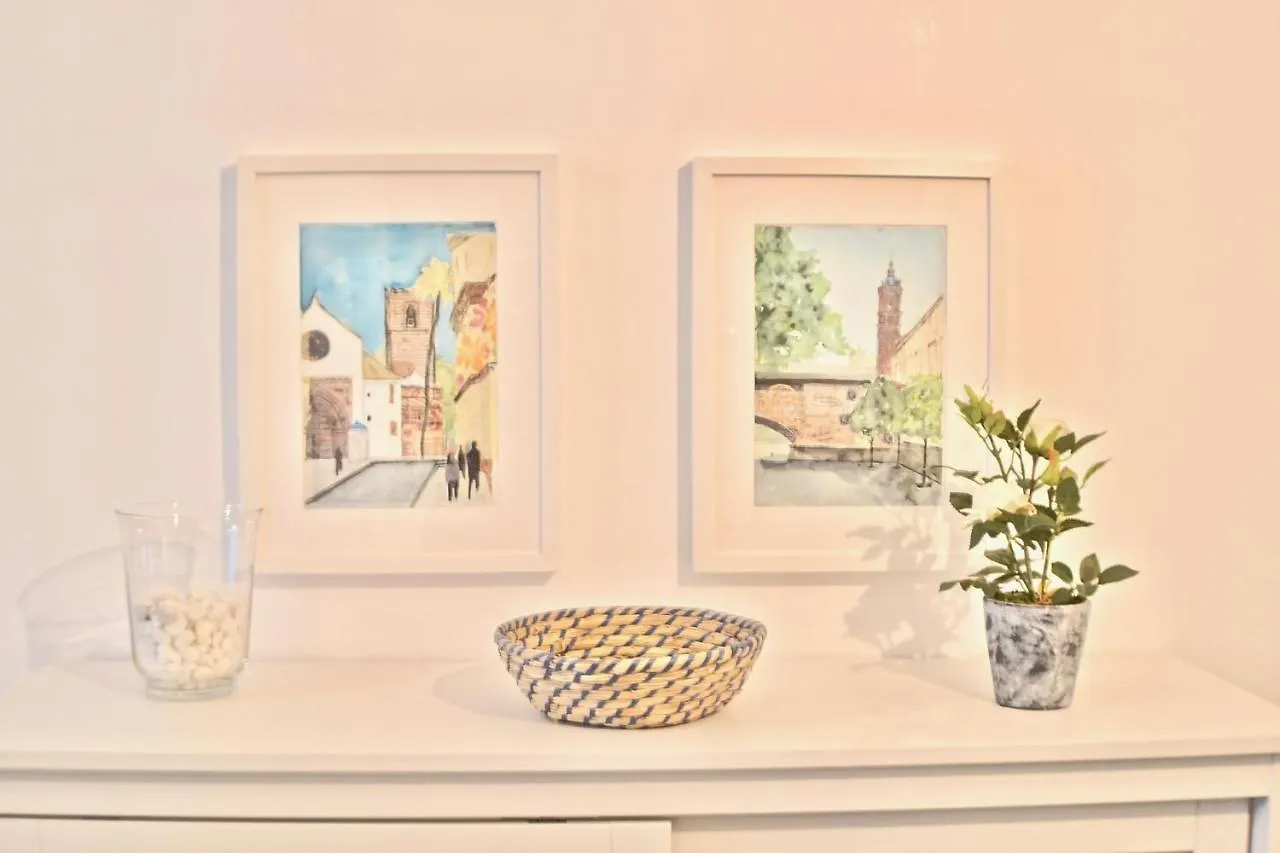 Acogedor Apt 8Pax 4Bdr 2Bth - Cozyhomesevilla1 0*, Севилья Испания